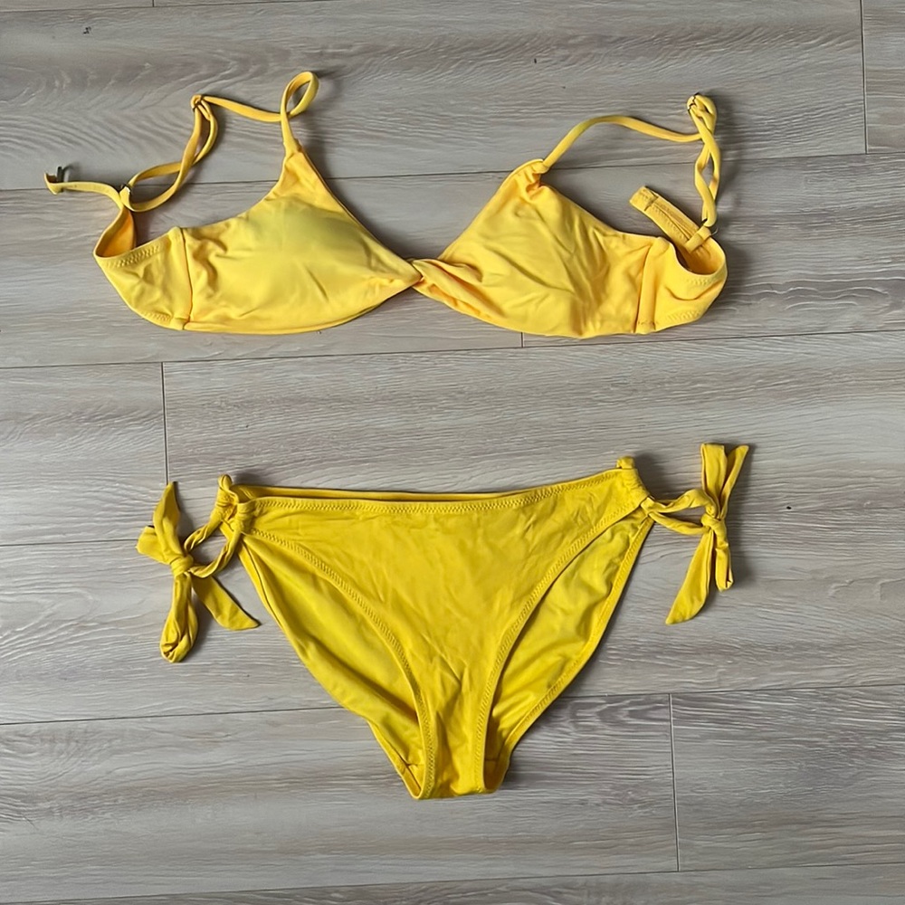Yellow 2 ox bathing suit